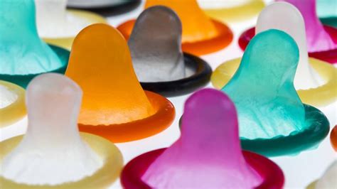 Blowjob ohne Kondom gegen Aufpreis Begleiten Vevey